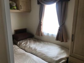 Romney Sands Holiday Park - Holiday Accommodation 12496 - Kent & Sussex - 1185205 - thumbnail photo 6