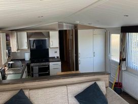 Presthaven Beach Resort - Holiday Accommodation 12528 - North Wales - 1185209 - thumbnail photo 8