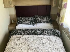 Presthaven Beach Resort - Holiday Accommodation 12528 - North Wales - 1185209 - thumbnail photo 11