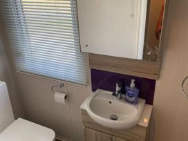 Presthaven Beach Resort - Holiday Accommodation 12528 - North Wales - 1185209 - thumbnail photo 14