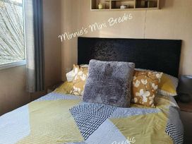 Tattershall Lakes Country Park - Holiday Accommodation 12539 - Lincolnshire - 1185211 - thumbnail photo 5