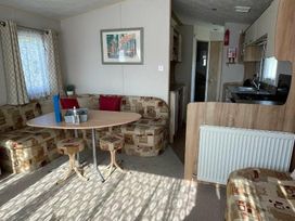 Seal Bay Resort - Holiday Accommodation 12552 - Hampshire - 1185213 - thumbnail photo 5