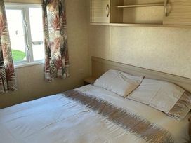 Beverley Bay Holiday Park - Holiday Accommodation 12569 - Devon - 1185217 - thumbnail photo 7