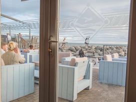 Lyons Sunnysands Holiday Park - Holiday Accommodation 12581 - Mid Wales - 1185219 - thumbnail photo 11