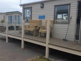 Happy Days Caravan Park - Holiday Accommodation 12609 - North Wales - 1185224 - thumbnail photo 12
