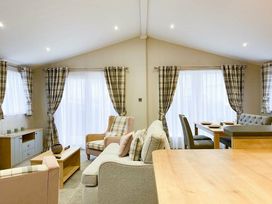 Cayton Bay Caravan Park - Holiday Accommodation 12610 - North Yorkshire (incl. Whitby) - 1185225 - thumbnail photo 8