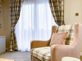 Cayton Bay Caravan Park - Holiday Accommodation 12610 - North Yorkshire (incl. Whitby) - 1185225 - thumbnail photo 10