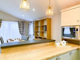 Cayton Bay Caravan Park - Holiday Accommodation 12610 - North Yorkshire (incl. Whitby) - 1185225 - thumbnail photo 13