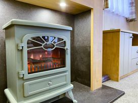 Cayton Bay Caravan Park - Holiday Accommodation 12610 - North Yorkshire (incl. Whitby) - 1185225 - thumbnail photo 17