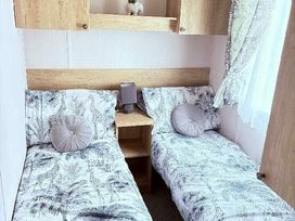 Flamingo Land Holiday Park - Holiday Accommodation 12625 - North Yorkshire (incl. Whitby) - 1185227 - thumbnail photo 6