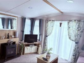Flamingo Land Holiday Park - Holiday Accommodation 12625 - North Yorkshire (incl. Whitby) - 1185227 - thumbnail photo 8