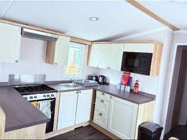 Flamingo Land Holiday Park - Holiday Accommodation 12625 - North Yorkshire (incl. Whitby) - 1185227 - thumbnail photo 11