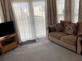 Orchards Holiday Village - Holiday Accommodation 12638 - Suffolk & Essex - 1185230 - thumbnail photo 6