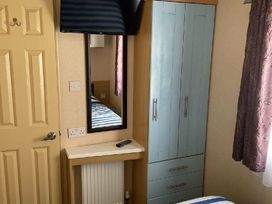 Orchards Holiday Village - Holiday Accommodation 12638 - Suffolk & Essex - 1185230 - thumbnail photo 13