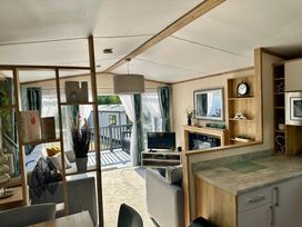 Whitecliff Bay Holiday Park - Holiday Accommodation 12642 - Isle of Wight & Hampshire - 1185231 - thumbnail photo 4