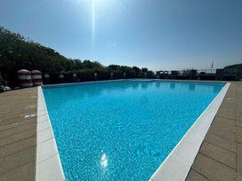 Whitecliff Bay Holiday Park - Holiday Accommodation 12642 - Isle of Wight & Hampshire - 1185231 - thumbnail photo 8