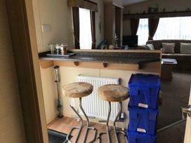 Lyons Sunnysands Holiday Park - Holiday Accommodation 12649 - Mid Wales - 1185234 - thumbnail photo 5
