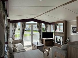 Hafan y Mor Haven - Holiday Accommodation 12678 - North Wales - 1185238 - thumbnail photo 3