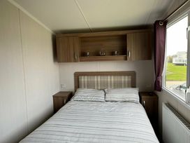 Hafan y Mor Haven - Holiday Accommodation 12678 - North Wales - 1185238 - thumbnail photo 7