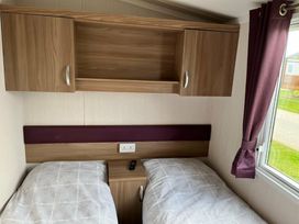 Hafan y Mor Haven - Holiday Accommodation 12678 - North Wales - 1185238 - thumbnail photo 10