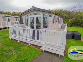 Devon Cliffs Holiday Park - Holiday Accommodation 1274 - Devon - 1185242 - thumbnail photo 1