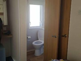 Lyons Winkups and Primrose - Holiday Accommodation 12751 - North Wales - 1185244 - thumbnail photo 3
