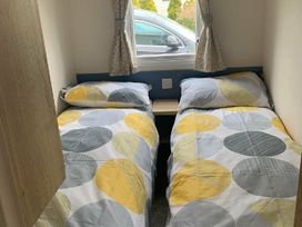 Weymouth Bay Holiday Park - Holiday Accommodation 12761 - Dorset - 1185247 - thumbnail photo 2