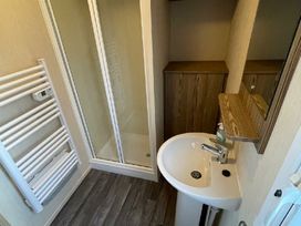 Marton Mere Holiday Village - Holiday Accommodation 12765 - Lake District - 1185248 - thumbnail photo 2