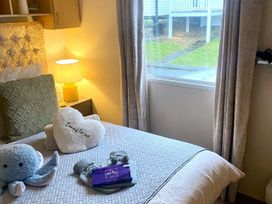 Crimdon Dene Holiday Park - Holiday Accommodation 12782 - Yorkshire Dales - 1185250 - thumbnail photo 18