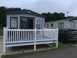 Cayton Bay Caravan Park - Holiday Accommodation 12788 - North Yorkshire (incl. Whitby) - 1185252 - thumbnail photo 8