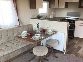 Hoburne Naish - Holiday Accommodation 12827 - Hampshire - 1185254 - thumbnail photo 4