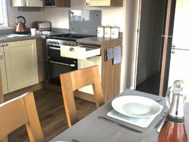 Devon Cliffs Holiday Park - Holiday Accommodation 12845 - Devon - 1185255 - thumbnail photo 6