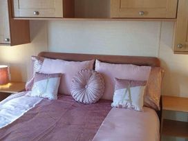 Millers Cottage Caravan Park - Holiday Accommodation 12875 - North Wales - 1185258 - thumbnail photo 11