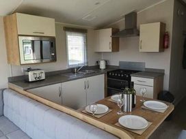 Challaborough Bay Holiday Park - Holiday Accommodation 12878 - Devon - 1185259 - thumbnail photo 4