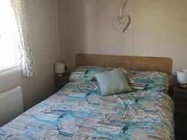 Challaborough Bay Holiday Park - Holiday Accommodation 12878 - Devon - 1185259 - thumbnail photo 9