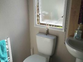 Challaborough Bay Holiday Park - Holiday Accommodation 12878 - Devon - 1185259 - thumbnail photo 14