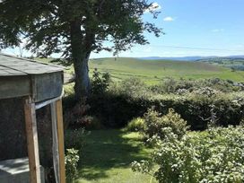 Gwarallt Bungalow - Holiday Accommodation 12891 - Mid Wales - 1185261 - thumbnail photo 10