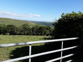 Gwarallt Bungalow - Holiday Accommodation 12891 - Mid Wales - 1185261 - thumbnail photo 17