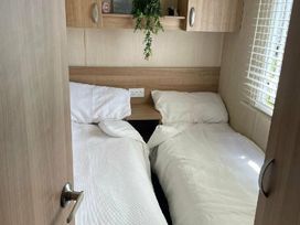 Marton Mere Holiday Village - Holiday Accommodation 12904 - Lake District - 1185263 - thumbnail photo 6