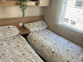 Marton Mere Holiday Village - Holiday Accommodation 12904 - Lake District - 1185263 - thumbnail photo 7