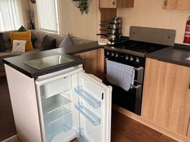 Marton Mere Holiday Village - Holiday Accommodation 12904 - Lake District - 1185263 - thumbnail photo 14