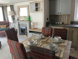 Kelling Heath Holiday Park - Holiday Accommodation 12919 - Norfolk - 1185267 - thumbnail photo 3