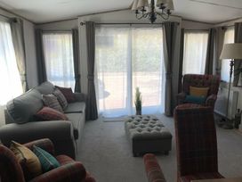 Kelling Heath Holiday Park - Holiday Accommodation 12919 - Norfolk - 1185267 - thumbnail photo 4