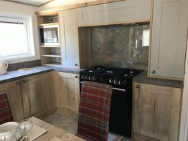 Kelling Heath Holiday Park - Holiday Accommodation 12919 - Norfolk - 1185267 - thumbnail photo 5