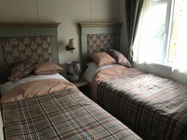 Kelling Heath Holiday Park - Holiday Accommodation 12919 - Norfolk - 1185267 - thumbnail photo 11