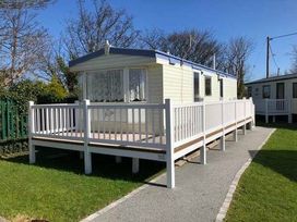 The Bungalow Camp Caravan Park - Holiday Accommodation 12935 - North Wales - 1185270 - thumbnail photo 13