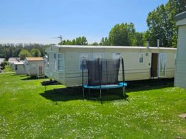 Warden Springs Holiday Park - Holiday Accommodation 12937 - Kent & Sussex - 1185272 - thumbnail photo 8