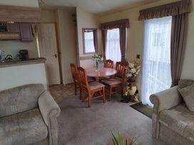 Fishguard Holiday Park - Holiday Accommodation 12949 - South Wales - 1185275 - thumbnail photo 4