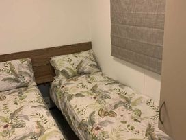 Presthaven Beach Resort - Holiday Accommodation 12962 - North Wales - 1185278 - thumbnail photo 5