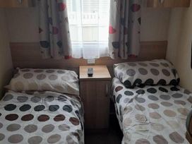 Blue Dolphin Holiday Park - Holiday Accommodation 12986 - North Yorkshire (incl. Whitby) - 1185279 - thumbnail photo 2